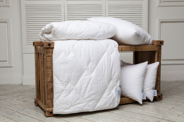 Одеяло стеганое GERMAN GRASS FB-3271 BAMBOO FAMILIE BIO 160x220 легкое