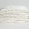 Одеяло стеганое точечно GERMAN GRASS GREAT SILK GRASS 220х240 всесезонное