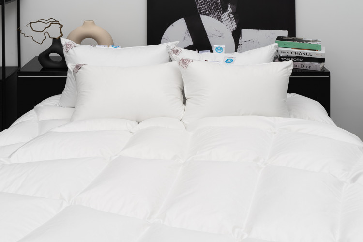 Подушка GERMAN GRASS CLOUD DOWN GRASS 50х68 мягкая