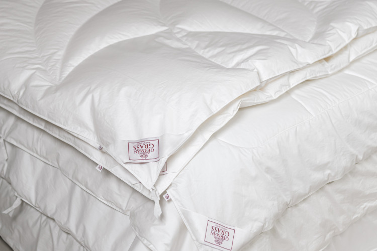 Одеяло GERMAN GRASS ALLIANCE DOWN and DOWN Light GRASS двойное 240х220