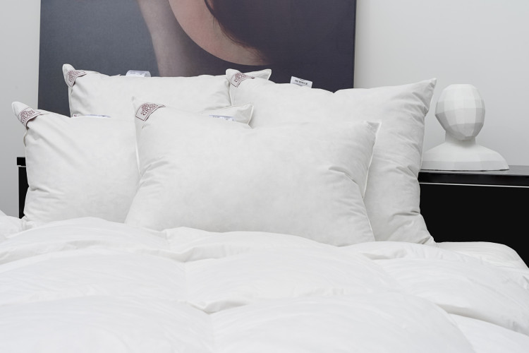 Подушка GERMAN GRASS PRIME DOWN GRASS 50х68 средняя