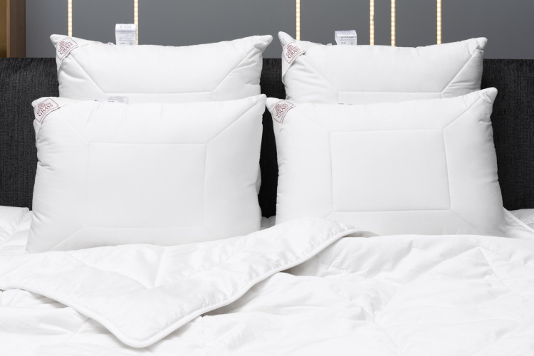 Подушка стеганная GERMAN GRASS MERINO WOOL GRASS 50х68 регулируемая