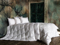 Одеяло кассетное GERMAN GRASS ROYAL DOWN GRASS 200x200 всесезонное