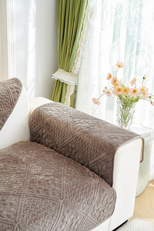 Накидка на подлокотники из велюра TANGO SOFA темно-коричневая 70x90 (1шт)