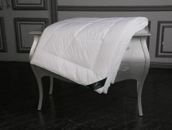 Одеяло стеганое из кукурузного волокна ANNA FLAUM MAIS KOLLEKTION 200х220 теплое