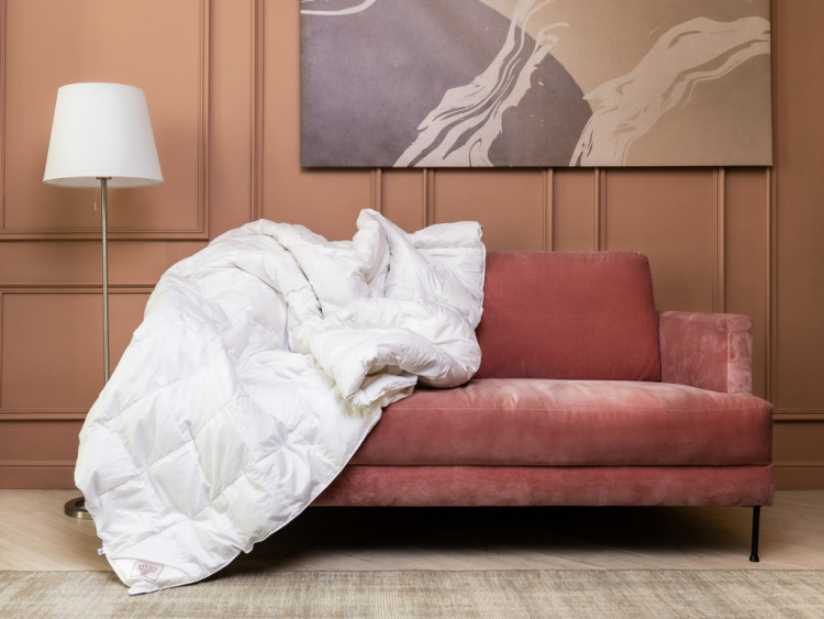 Одеяло кассетное GERMAN GRASS ROYAL DOWN GRASS 160х220 всесезонное Light