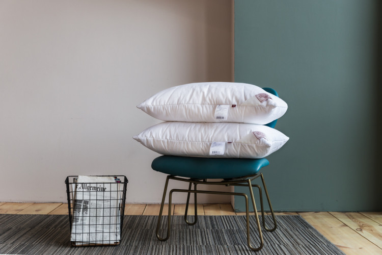 Подушка стеганная GERMAN GRASS NON-ALLERGENIC PREMIUM GRASS 50х68 регулируемая